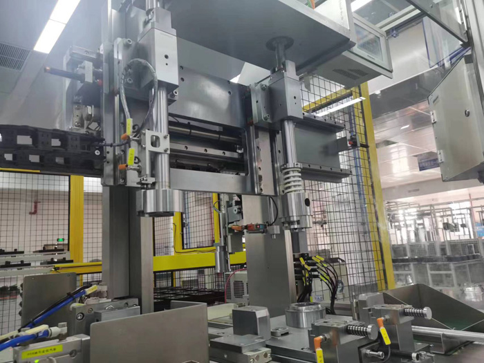 新能源汽（qì）车零部件设备