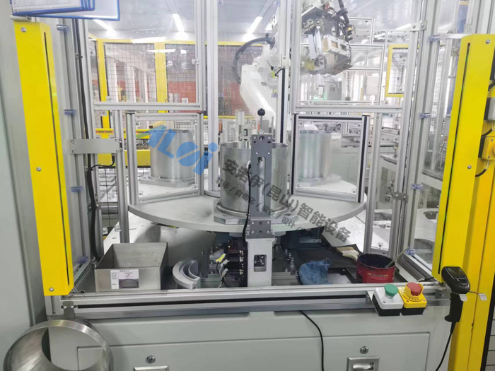 定（dìng）子內心O型圈安裝與塗油，優點減少人工搬運疲勞